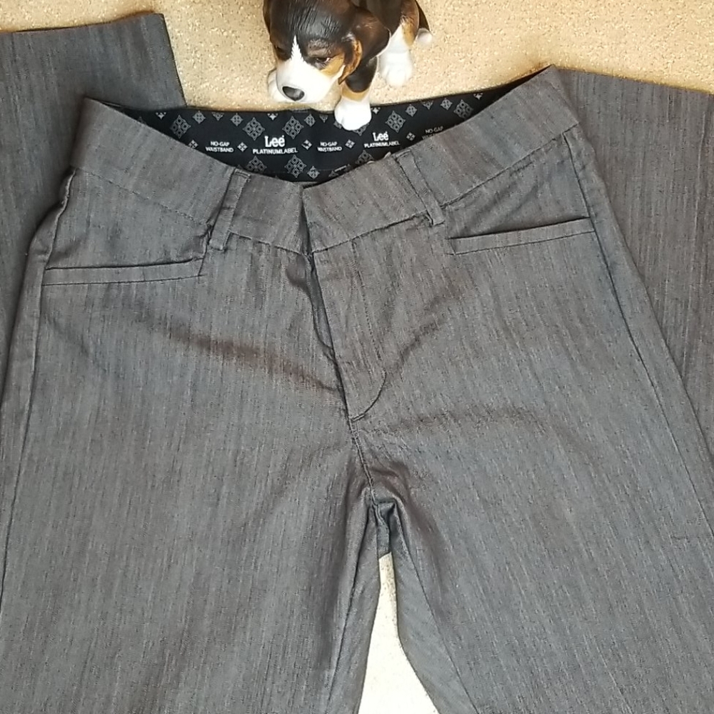 Lee gray Jean's No gap waistband size 8